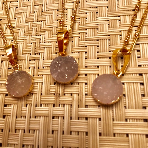 CUSTOM PICK aBeautiful Druzy Necklace - Picture 4 of 8